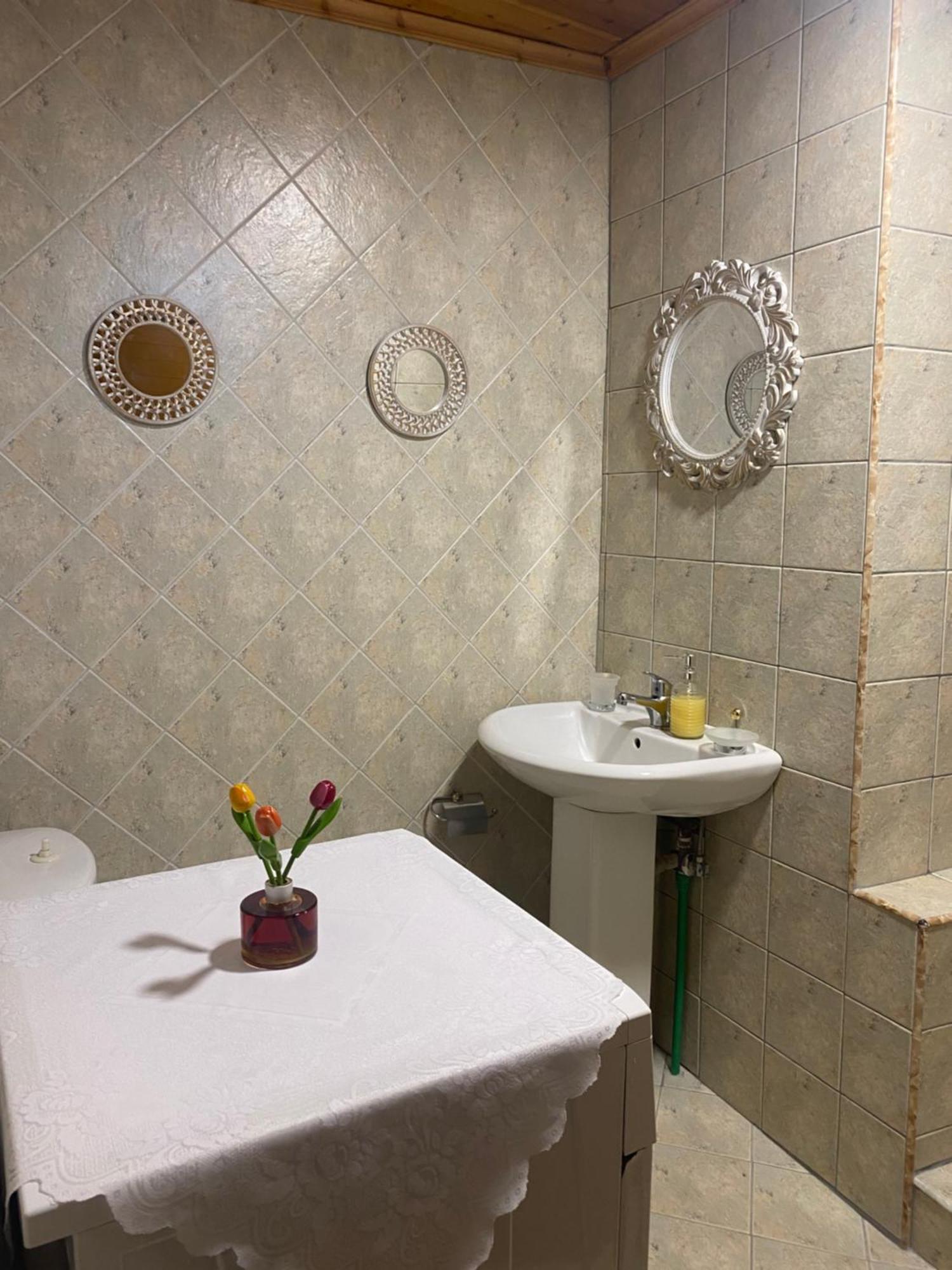 Panoramic View Guest House Гирокастра Экстерьер фото