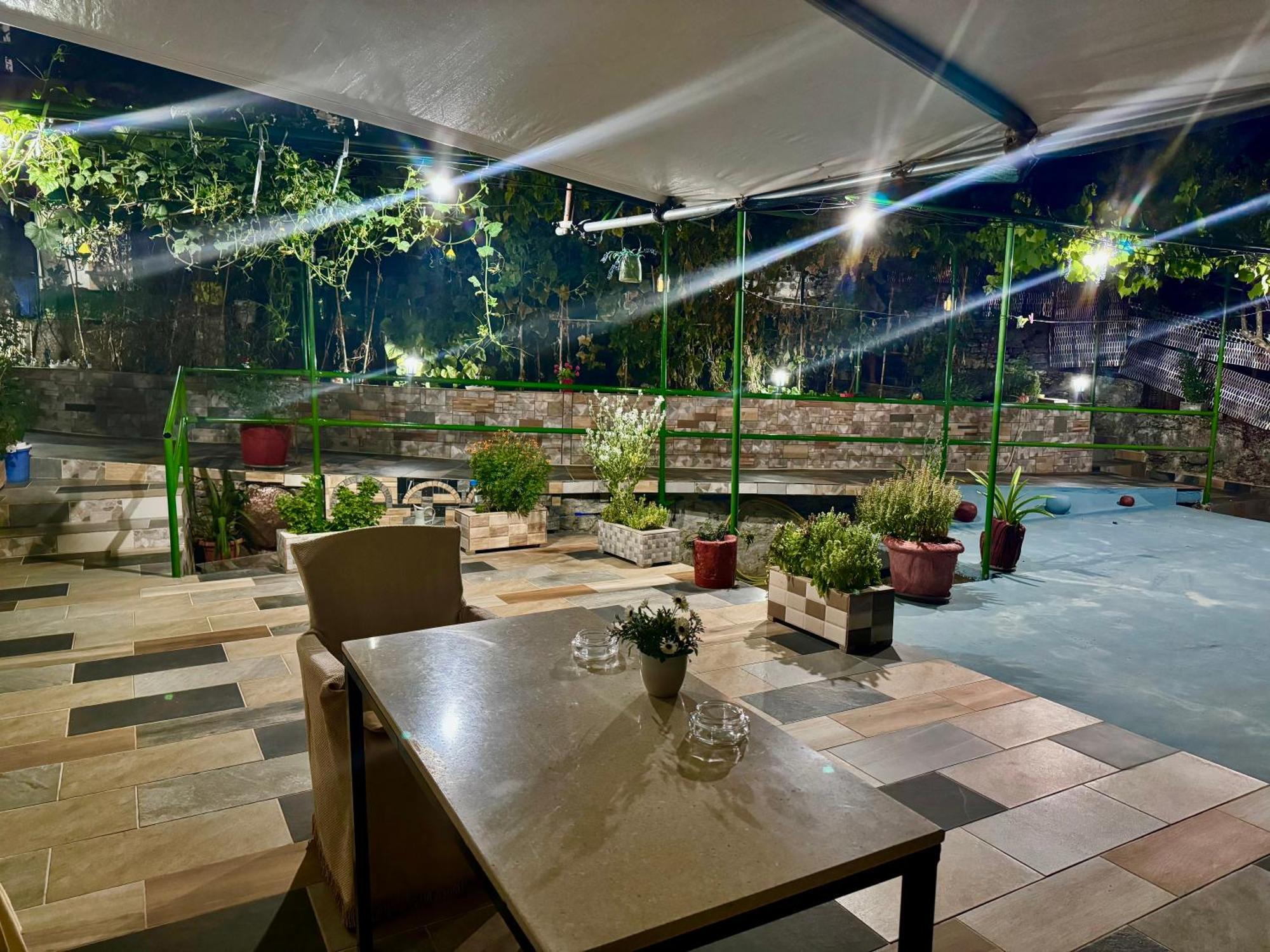 Panoramic View Guest House Гирокастра Экстерьер фото